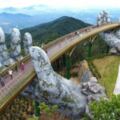 越南驚見「巨手捧金橋」　畫面太奇幻「爆多遊客朝聖打卡」