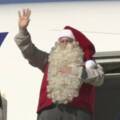 「聖誕節前麋鹿要休息」芬蘭正版聖誕老公公搭飛機訪日