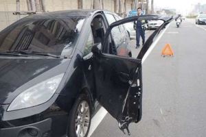 三寶亂開車門撞飛騎士還嗆人「趕快死一死」，被告之後她們瞬間變孬的態度太令人痛快了！