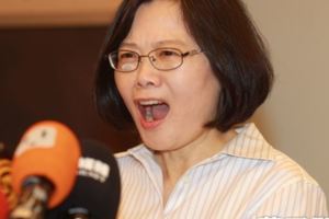 城鄉建設350億修路搞浪漫