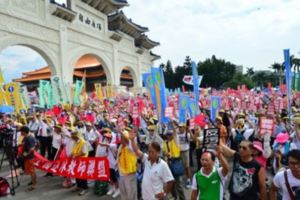 公教退休金改每月發放查驗教師：難道我們是犯人？