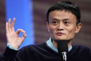 世界首富勸馬雲捐出所有的錢，馬雲的回答大氣上檔次，網友也是讚聲一片！