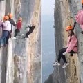 中國最「驚險」的山路：光看圖就毛骨悚然，你敢嘗試嗎？