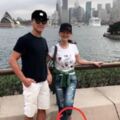 63歲趙雅芝與兒子合照似情侶，『但網友卻紛紛注意到她的腳』