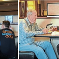 91歲老翁聽不見！店員「跪著幫他講解菜單」全程陪吃飯　客人見狀「決定偷偷送暖」感動全網