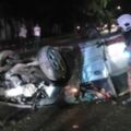 [馬來西亞]轎車撞分界堤翻覆！27歲華裔司機被夾斃！