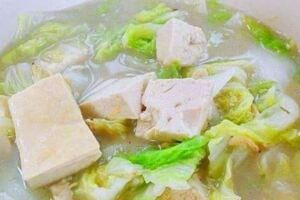 大白菜上長了很多「小黑點」是什麼？還能吃嗎？告訴你是怎麼回事