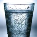 研究：氣泡水無熱量卻易發胖！喝這杯才是減肥王道
