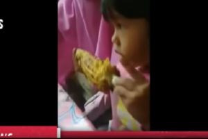 恐怖實拍【內有視頻】母親帶孩子用餐意外拍到「長發女鬼」