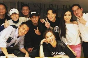 房祖名曬豪宅客廳內景，大的像迷宮，即使沒戲拍他依然衣食無憂！