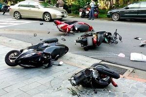 魔法阿嬤4妳？！阿兵哥車禍瀕死，阿嬤霸氣大吼「命不可以拿」，超玄奇蹟出現！