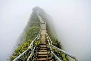 華山陡峭階梯路VS全球可怕的景點樓梯，你都敢走嗎？