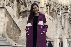 香港名模被李嘉欣橫刀奪愛，嫁百億富二代又離婚，今成商界強人