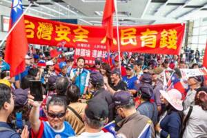 韓粉接機　強烈表達呼籲韓國瑜選總統