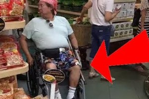 繼李連傑暮年病痛纏身之後，65歲洪金寶大哥倒下了，只能靠坐輪椅出游！ 