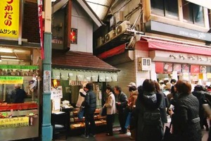日本東京一間 1坪大的小店，只賣 2種商品，卻創造 3億的收入！就因為他們做對「這件事」…