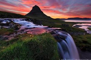 攝影師最喜歡的冰島十大瀑布合集，有些竟然是第一次見到 !