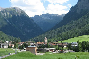 瑞士村莊禁止遊客拍照晒圖 違者罰款