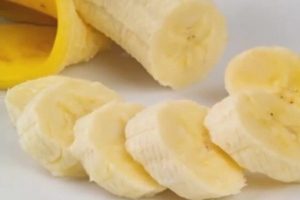 驚！香蕉只要「配一物」身體毒素全清掉了！養顏減肥效果超強