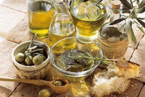 科學家:「橄欖油、植物油、動物油」只要炒菜習慣不正確都致癌！