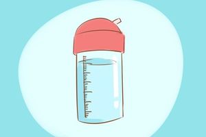 6個月以下的寶寶不用喝水？過早喝水有什麼影響？這3點要了解