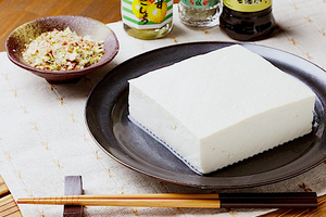 一塊豆腐隻能切二下 ，怎麼切才能切八塊？組圖