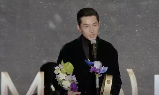 ▲胡歌獲得釜山影展最佳男主角獎。(圖/翻攝自Busan International Film Festival YouTube) ▲胡歌獲得釜山影展最佳男主角獎。(圖/翻攝自Busan International Film Festival YouTube)