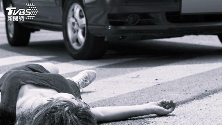 日本男子酒駕闖紅燈撞死女大生。(示意圖/Shutterstock達志影像) 日本男子酒駕闖紅燈撞死女大生。(示意圖/Shutterstock達志影像)