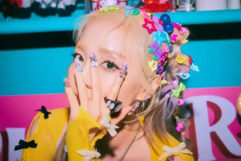 ▲天團2NE1成員SANDARA PARK挾著爆紅神曲〈I Am The Best〉炸裂高雄跨年舞台,更驚喜透露將帶來中文歌曲。(圖/高市府提供) ▲天團2NE1成員SANDARA PARK挾著爆紅神曲〈I Am The Best〉炸裂高雄跨年舞台,更驚喜透露將帶來中文歌曲。(圖/高市府提供)
