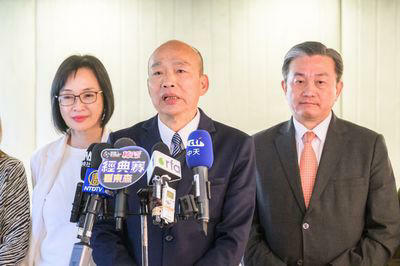 結束訪美返台!韓國瑜烙英文 萬名網友按讚稱:實力大增 結束訪美返台!韓國瑜烙英文 萬名網友按讚稱:實力大增