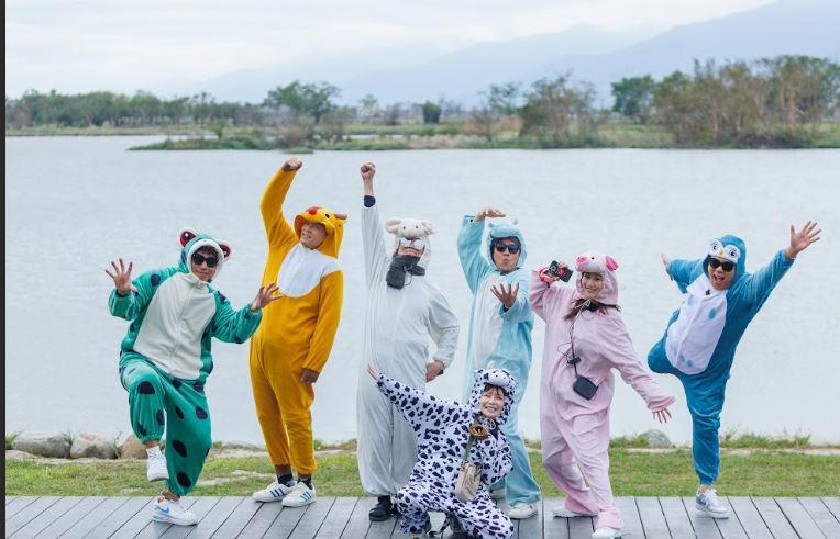《全明星出發吧!》左起郭泓志、姚元浩、高捷、阿樂、謝承均、曾菀婷。(圖/好看娛樂提供) 《全明星出發吧!》左起郭泓志、姚元浩、高捷、阿樂、謝承均、曾菀婷。(圖/好看娛樂提供)