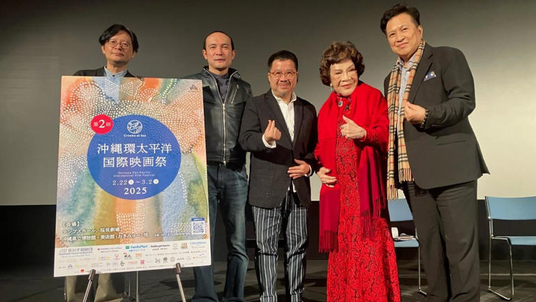 周遊、李朝永夫妻受沖繩電影節邀請重遊舊地並參與講座。(圖/影視聽中心提供) 周遊、李朝永夫妻受沖繩電影節邀請重遊舊地並參與講座。(圖/影視聽中心提供)