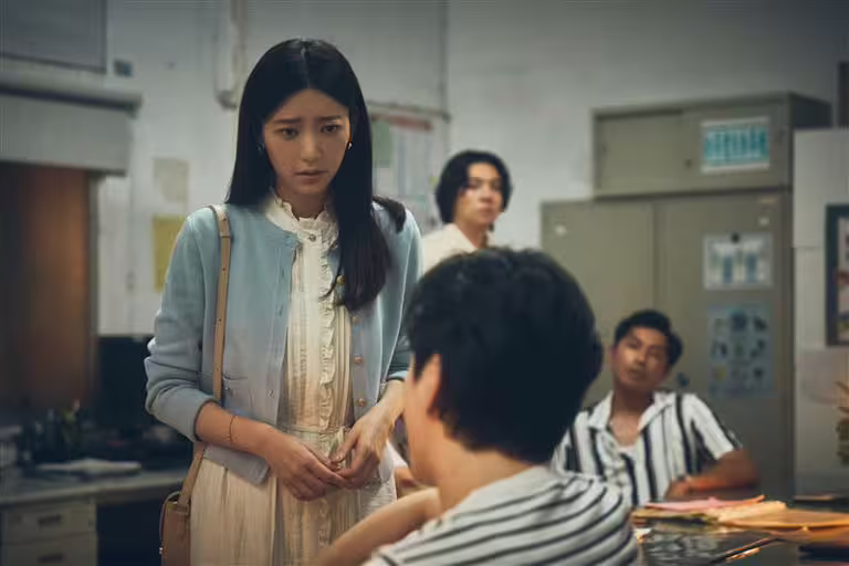 李程彬媽媽特地煲湯要幫忙碌的李程彬補補身體。(圖/公視台語台、華視提供) 李程彬媽媽特地煲湯要幫忙碌的李程彬補補身體。(圖/公視台語台、華視提供)