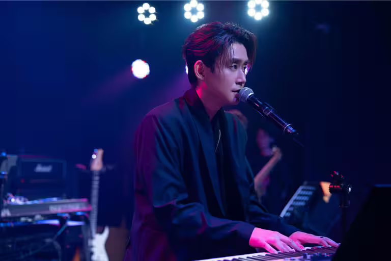 陳乃榮在演唱會上以鋼琴自彈自唱，瀟灑風采電爆全場。Heartbeats Production提供