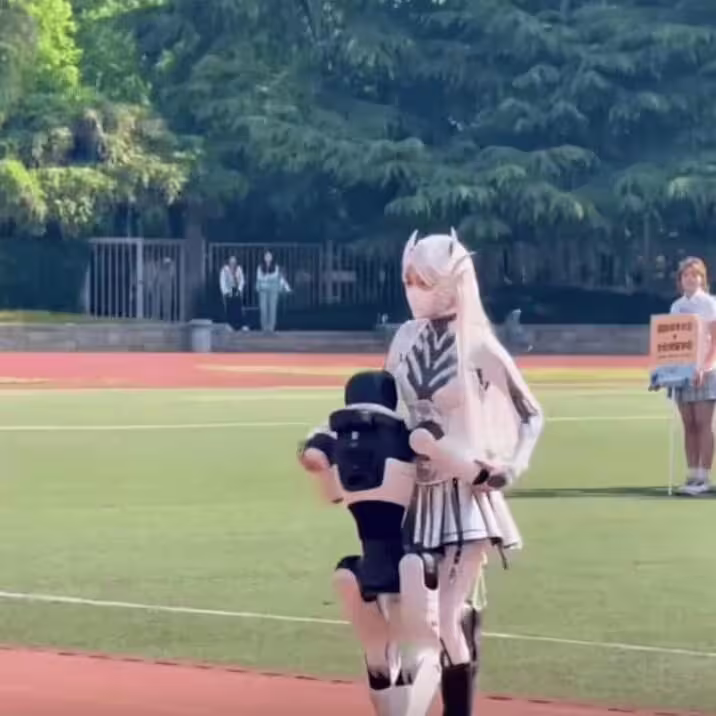 %e6%a9%9f%e5%99%a8%e4%ba%ba%e6%8a%b1%e5%a5%b3%e7%94%9f