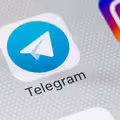 老人才用LINE？「1通訊APP」下載數躍升第一　網友齊推：功能屌打