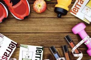 拿起精油一成為夏季輕盈女神