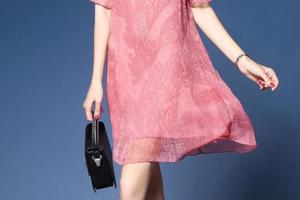 時尚印花連衣裙，顯瘦修身，氣質優雅