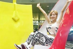 請無視DJSODA的火熱身材，聚焦她腳上的AJ吧！