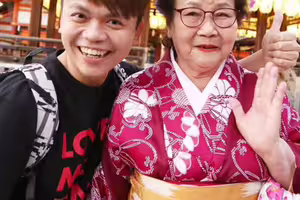 蔡阿嘎得知嘎嬤過世「沒告訴二伯」！首還原始末 網聽哭：真心佩服