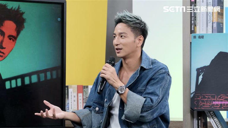 楊奇煜(小煜)推出EP《漫遊者 Keep Rolling》,來《小記者大明星》分享演藝經歷和有趣故事。(圖/記者蔡云慈攝影) 楊奇煜(小煜)推出EP《漫遊者 Keep Rolling》,來《小記者大明星》分享演藝經歷和有趣故事。(圖/記者蔡云慈攝影)