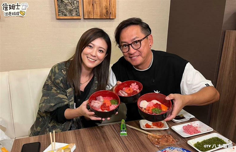 詹姆士(右)、卓文萱(左)到日本山形縣出外景。(圖/八大提供) 詹姆士(右)、卓文萱(左)到日本山形縣出外景。(圖/八大提供)