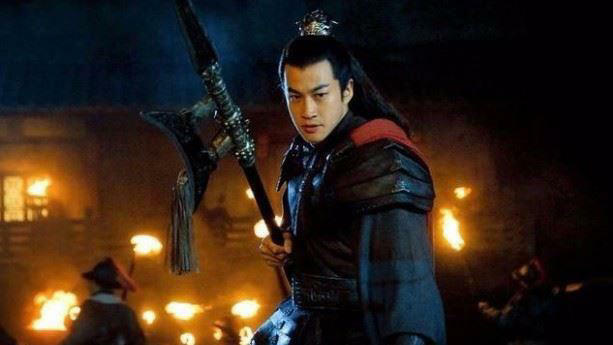 三國戰神呂布萬夫莫敵,連張飛也不是對手。(影視圖/翻攝百度百科) 三國戰神呂布萬夫莫敵,連張飛也不是對手。(影視圖/翻攝百度百科)