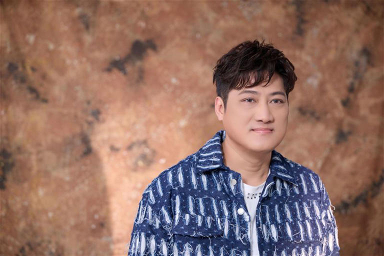 楊哲推出新專輯。(圖/豪記唱片提供) 楊哲推出新專輯。(圖/豪記唱片提供)