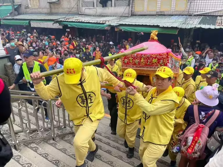 ▲白沙屯媽祖進香活動具有百年以上歷史,是一年一度的宗教盛事。(圖/翻攝自白沙屯拱天宮) ▲白沙屯媽祖進香活動具有百年以上歷史,是一年一度的宗教盛事。(圖/翻攝自白沙屯拱天宮)