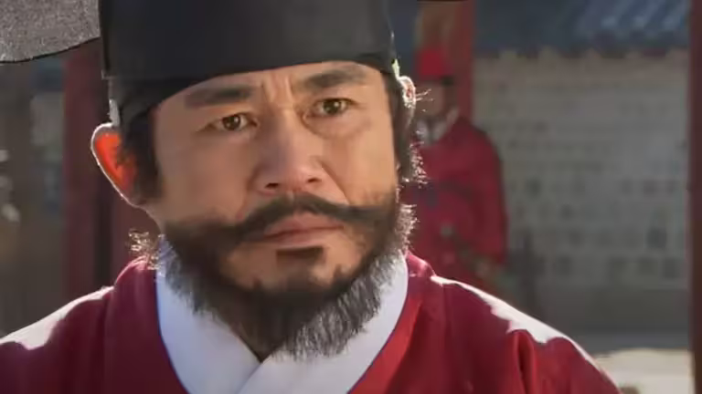 ▲曾出演《李祘》、《許浚》等韓國歷史劇的演員鄭明煥,今(9)日傳出過世的訊息,享年64歲,他的死因也曝光,是在家中心肌梗塞身亡。 ▲曾出演《李祘》、《許浚》等韓國歷史劇的演員鄭明煥,今(9)日傳出過世的訊息,享年64歲,他的死因也曝光,是在家中心肌梗塞身亡。