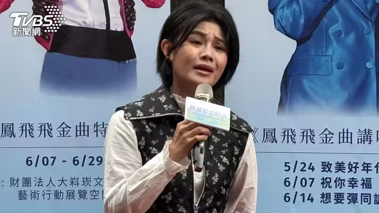 朱海君靠零星商演過活。(圖/陳薈涵攝) 朱海君靠零星商演過活。(圖/陳薈涵攝)