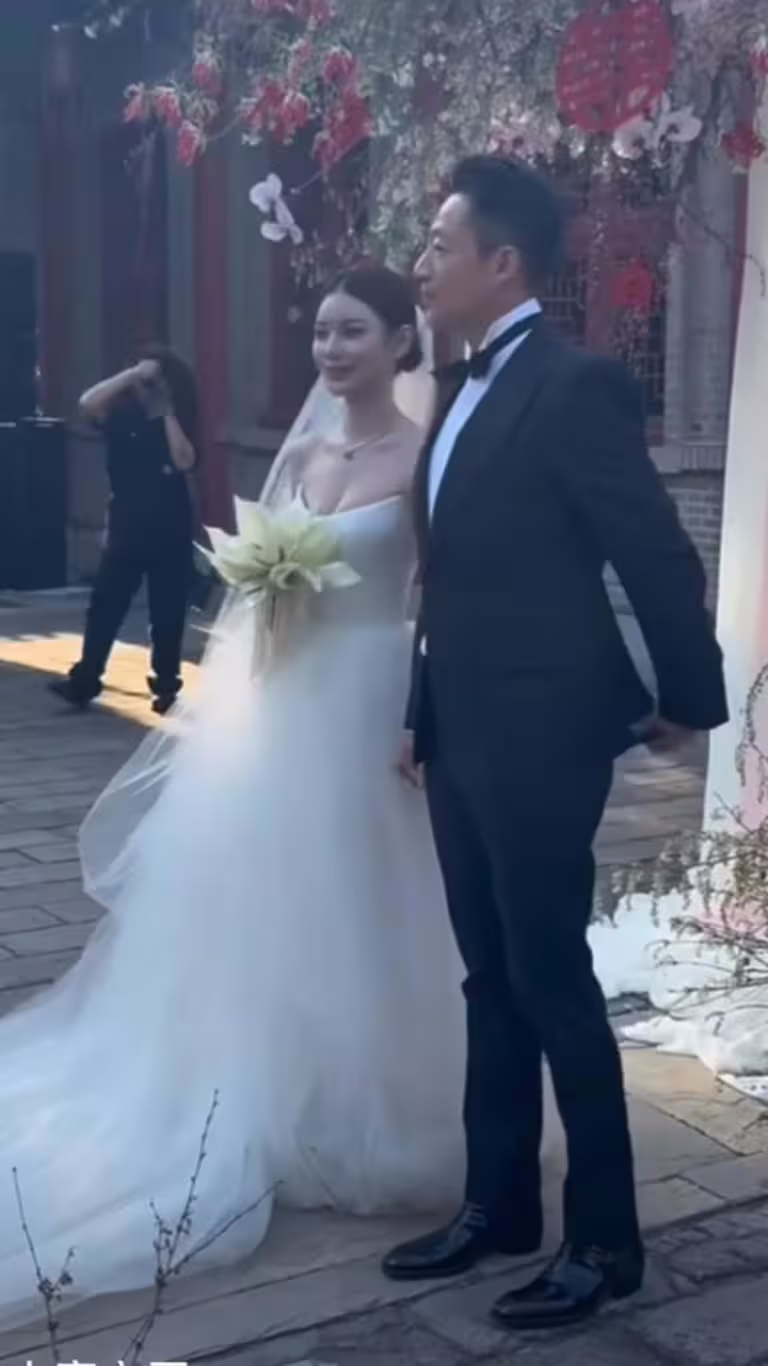 汪小菲和馬筱梅婚禮盛大風光。(圖/翻攝自微博) 汪小菲和馬筱梅婚禮盛大風光。(圖/翻攝自微博)