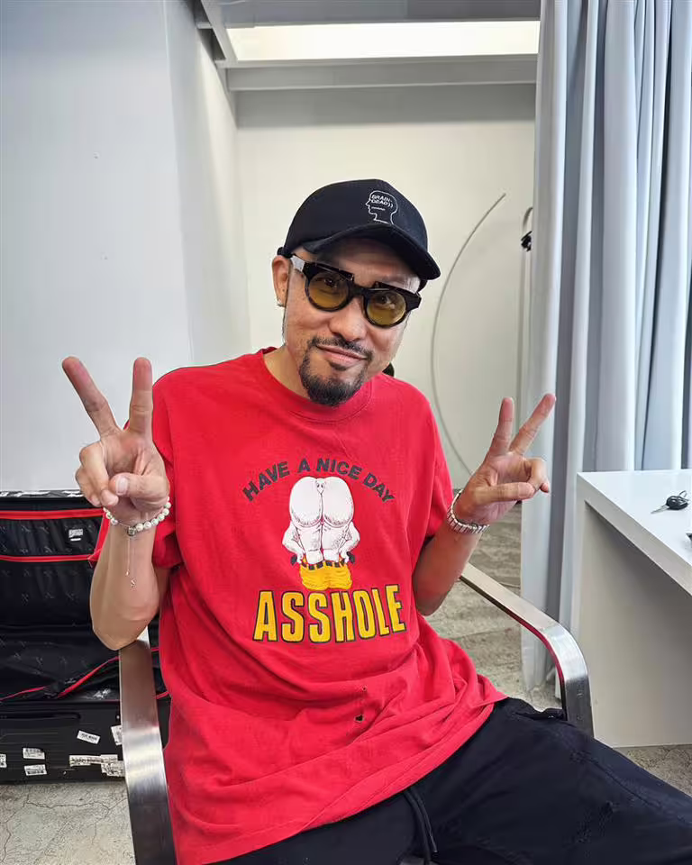 金曲歌王MC HotDog熱狗多年前就服役完畢。(圖/翻攝自熱狗 MC HotDog臉書) 金曲歌王MC HotDog熱狗多年前就服役完畢。(圖/翻攝自熱狗 MC HotDog臉書)