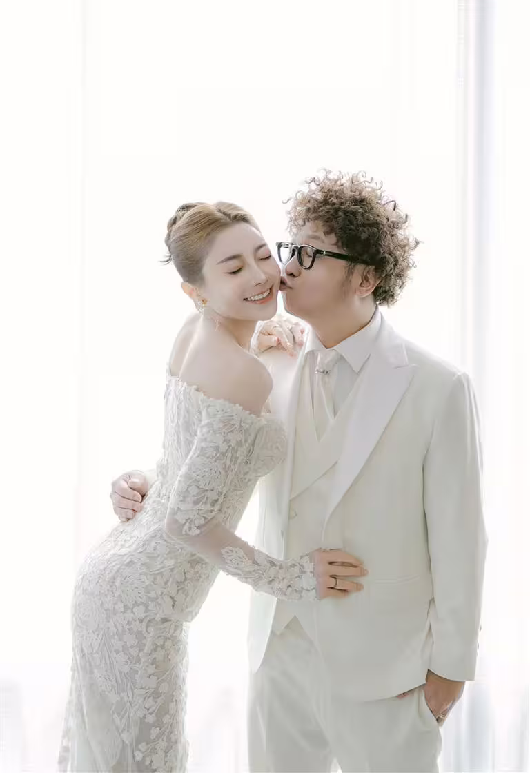 納豆與依依婚紗照曝光(圖/Playground Photo/美式婚禮婚紗攝影團隊提供) 納豆與依依婚紗照曝光(圖/Playground Photo/美式婚禮婚紗攝影團隊提供)